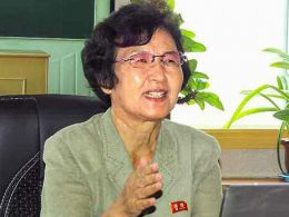 인민교원 최영애동무