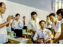 영예군인대학생을 위해 바쳐온 진정