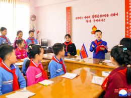 Masters of Future Equipped with Rich Knowledge, Noble Morality and Strong Physique