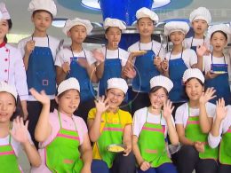 Video 《Happy Laughter Resounds Mt. Ryongak》