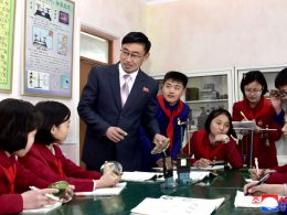 Faithful Educators Rearing Future of Country(5)