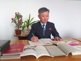 교정에 울려가는 참다운 생의 노래